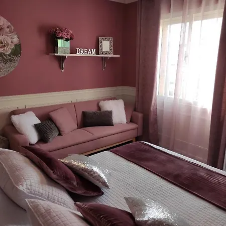 Caprichos Apartment