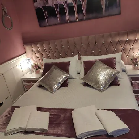 Apartment Caprichos